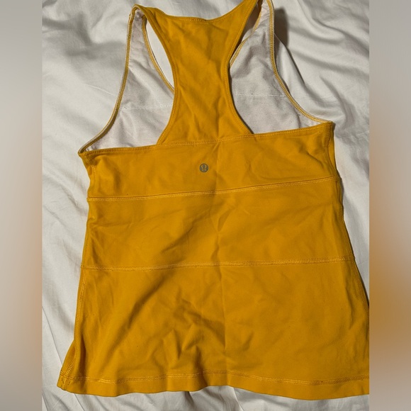Lululemon tank - Picture 2 of 4